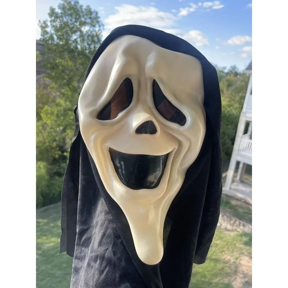 Vintage Scream Mask #8511SM Fun World Eastern Unlimited Made In China